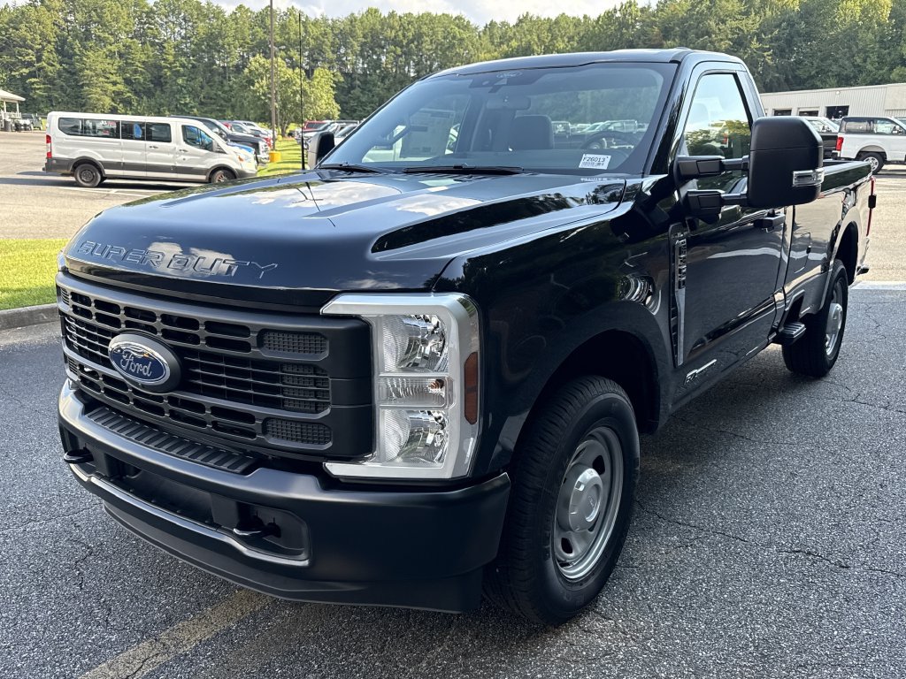 New 2026 Ford F350 XL w/ 360-Degree Camera Package RWD image 3