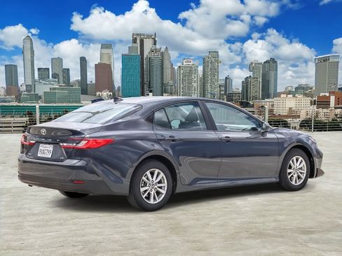 Used 2026 Toyota Camry LE FWD image 4