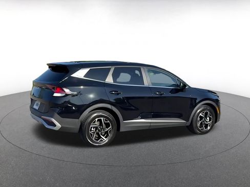 Used 2025 Kia Sportage LX FWD image 15