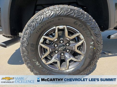 New 2026 Chevrolet Colorado ZR2 AWD/4WD image 23