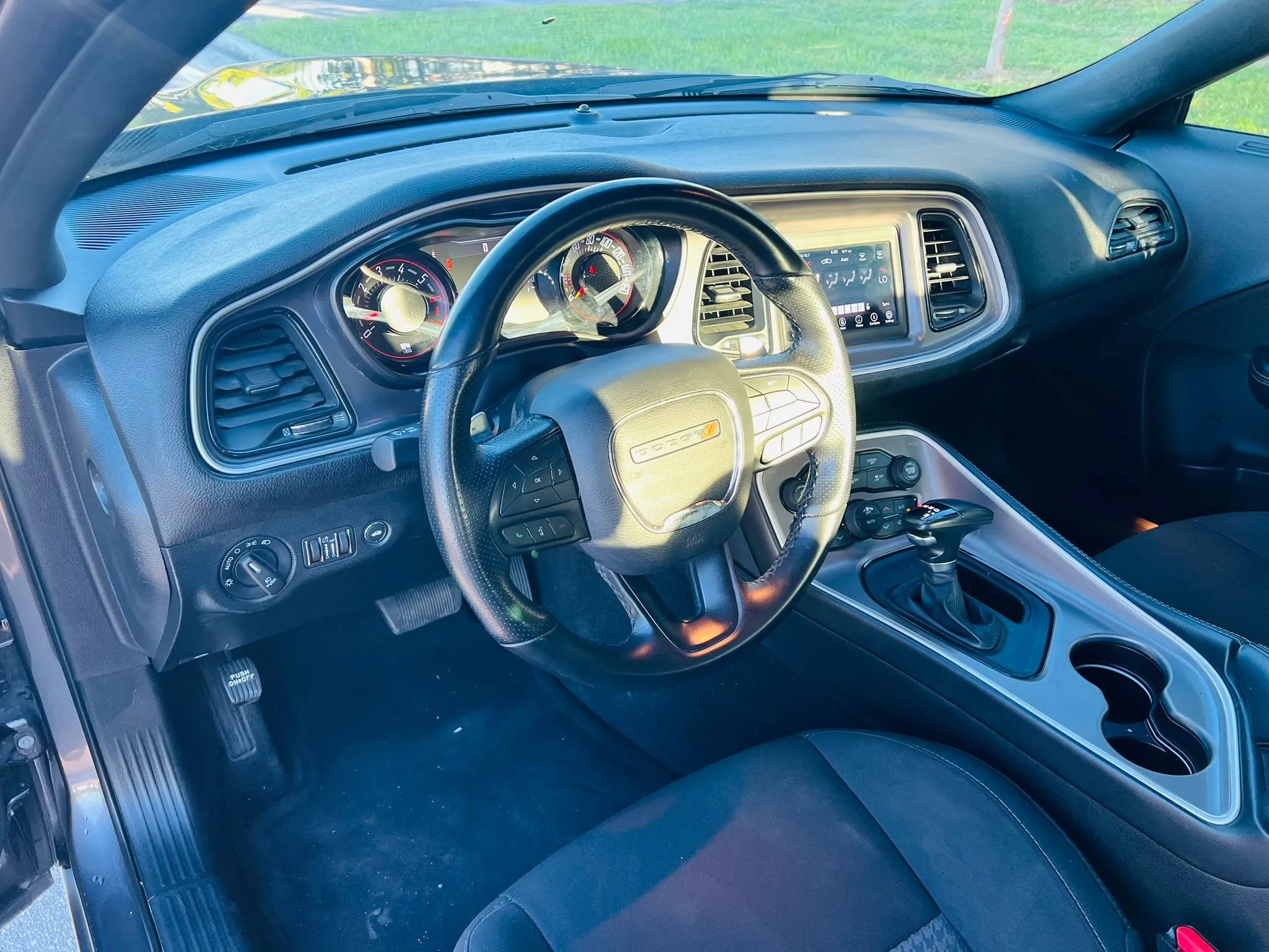 Used 2022 Dodge Challenger R/T w/ Blacktop Package RWD image 10