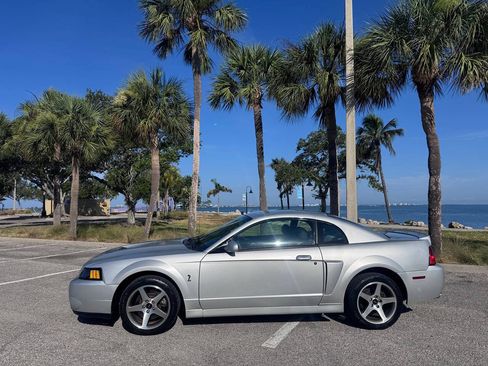 Used 2003 Ford Mustang Cobra RWD image 10