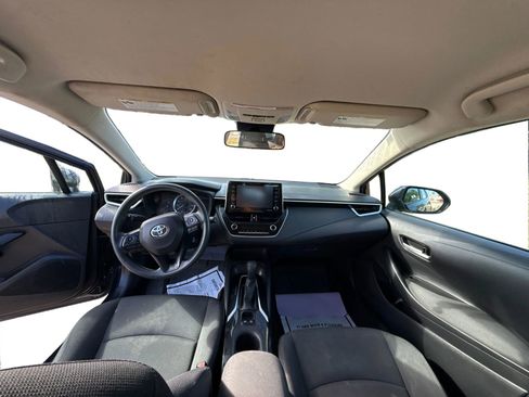 Used 2021 Toyota Corolla LE FWD image 13