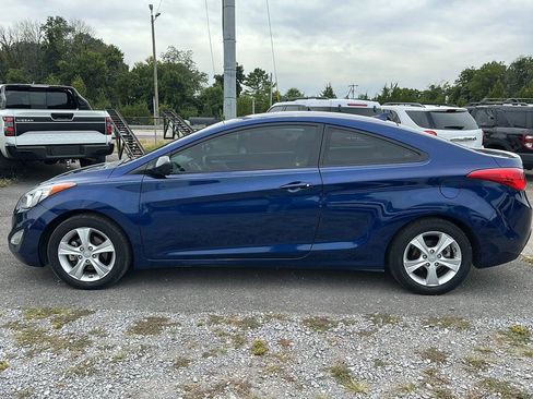 Used 2013 Hyundai Elantra image 6