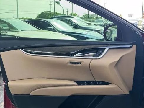 Used 2019 Cadillac XTS Platinum FWD image 20