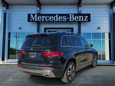 New 2026 Mercedes-Benz GLB 250 4MATIC image 6
