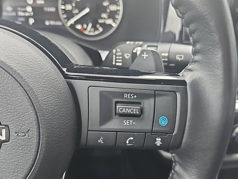 Certified 2023 Nissan Pathfinder SL w/ Lighting Package (N92) image 12