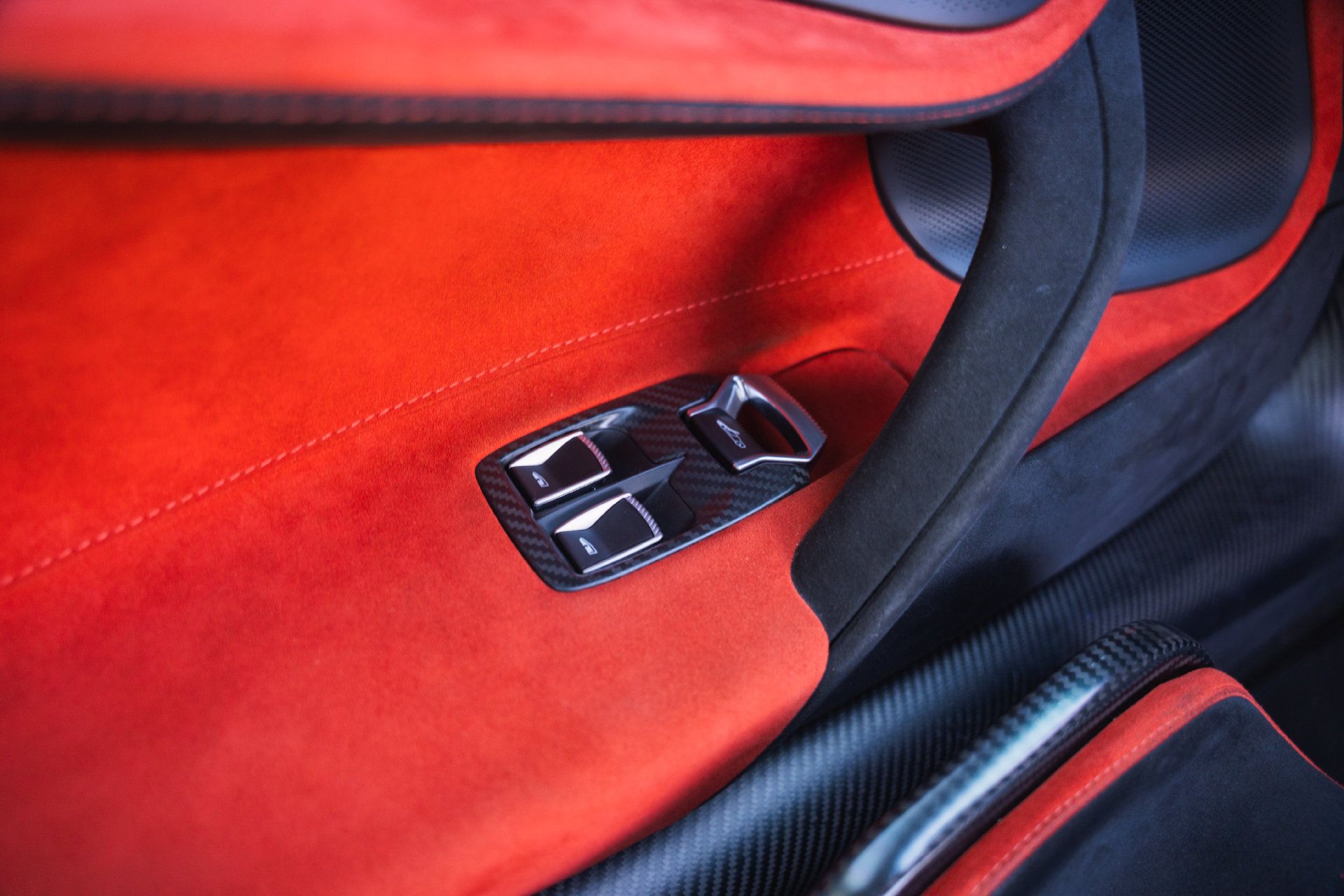 Used 2021 McLaren 765LT RWD image 94