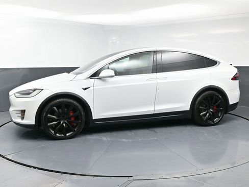Used 2021 Tesla Model X Performance image 5