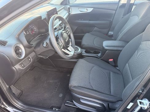Used 2024 Kia Forte LXS FWD image 21