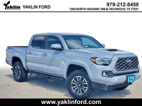 Used 2021 Toyota Tacoma TRD Sport w/ Technology Package RWD image 1