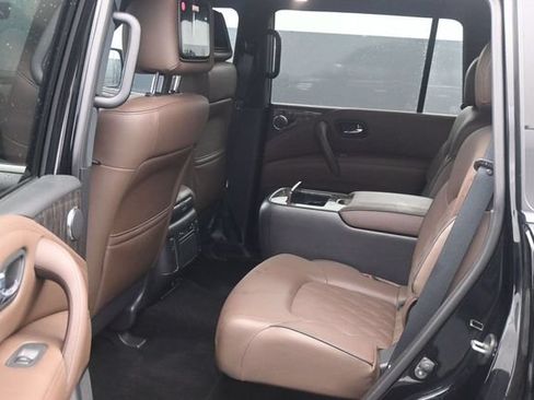 Used 2023 Nissan Armada Platinum w/ Captain's Chairs Package RWD image 20