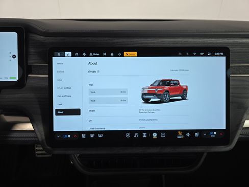 Used 2024 Rivian R1T Adventure AWD/4WD image 27