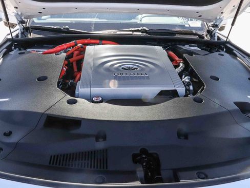 New 2026 Toyota Mirai XLE RWD image 12