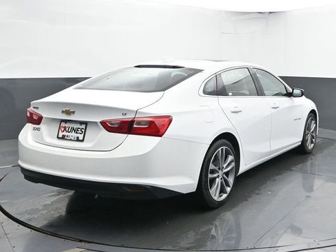 Used 2023 Chevrolet Malibu LT image 9
