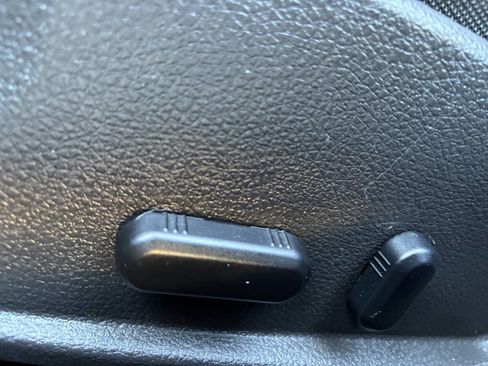 Used 2011 Ford Fusion SE w/ 202A Rapid Spec Order Code image 24