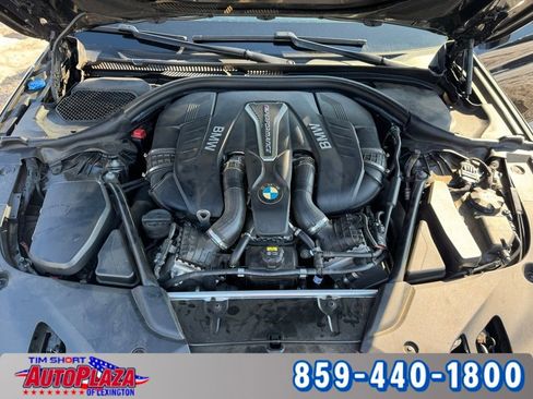 Used 2019 BMW M550i xDrive w/ Premium Package image 24