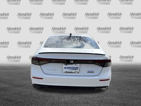 Used 2024 Honda Accord Sport image 9