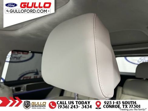 Used 2025 Hyundai Santa Fe Calligraphy AWD/4WD image 17