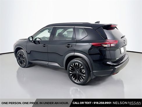 New 2026 Nissan Rogue SV image 7