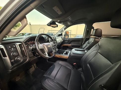 Used 2018 Chevrolet Silverado 2500 LTZ w/ Duramax Plus Package AWD/4WD image 22