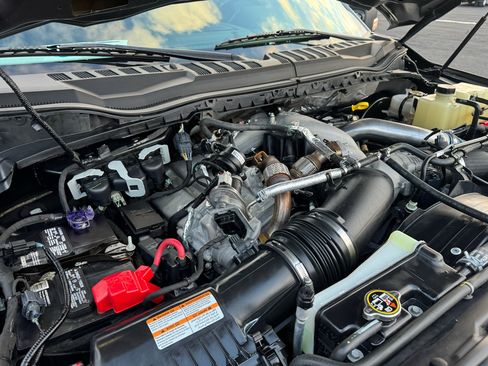 Used 2021 Ford F350 Lariat image 44