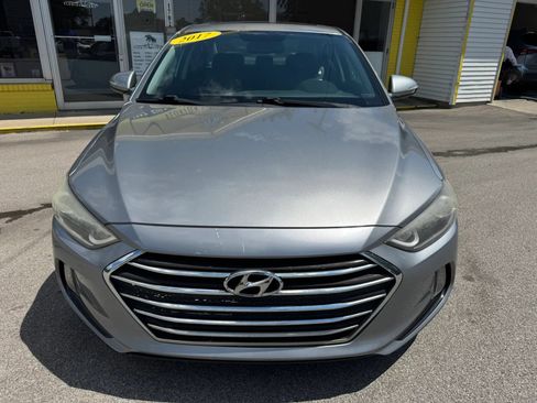 Used 2017 Hyundai Elantra Limited w/ Limited Tech Package 04 FWD image 13