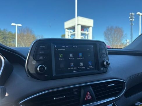 Used 2020 Hyundai Santa Fe SEL w/ Convenience Package image 21