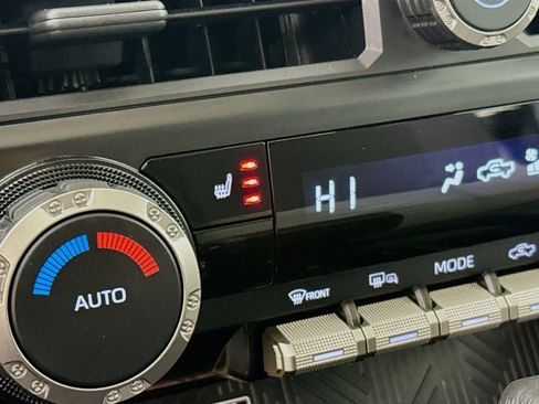 Used 2024 Toyota Tacoma TRD Off-Road w/ TRD Off Road Upgrade Package image 20