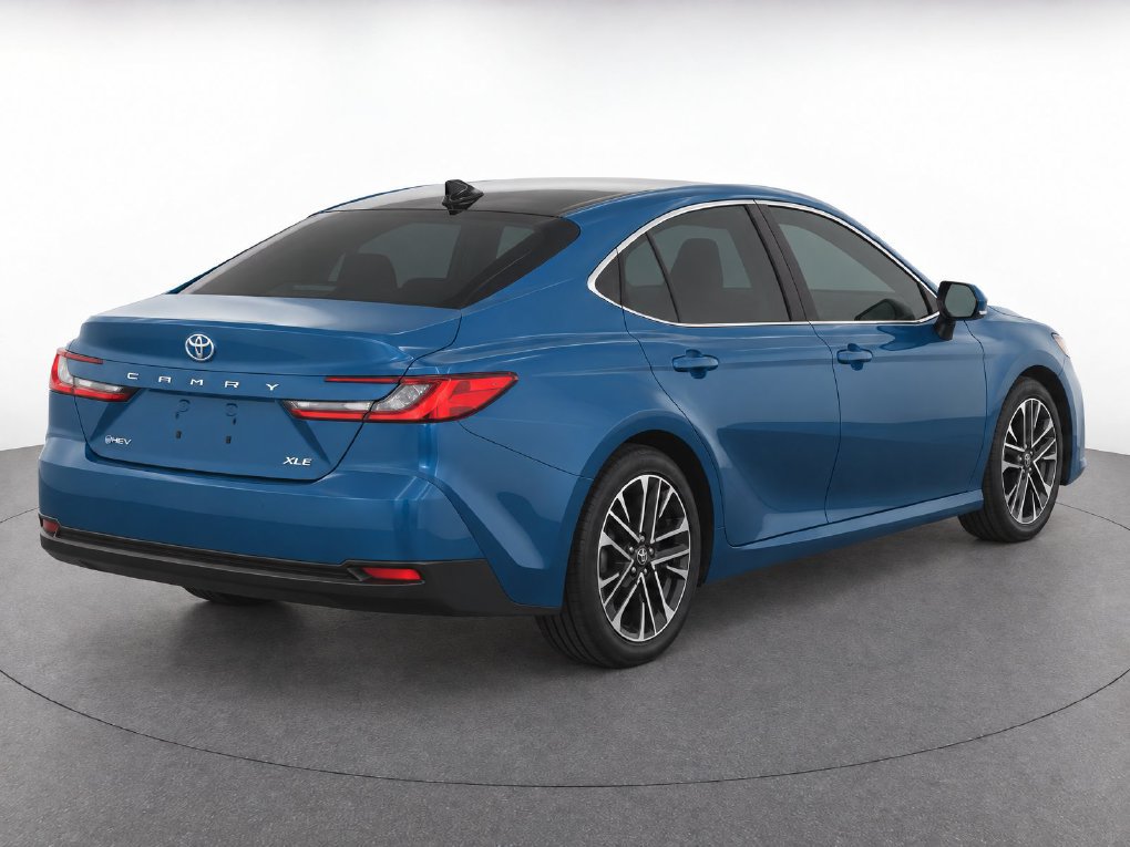 Used 2025 Toyota Camry XLE w/ Premium Plus Package FWD image 6