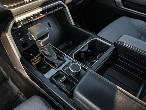 Used 2022 Toyota Tundra SR5 image 23