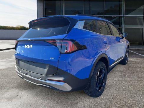 New 2026 Kia Sportage EX image 5