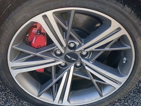 Used 2025 Genesis G70 3.3T Advanced w/ Sport Prestige Package image 23