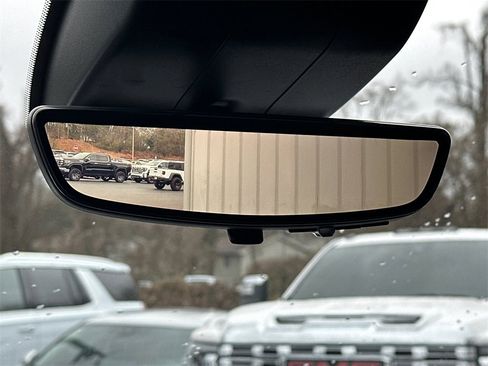 Used 2024 GMC Sierra 2500 AT4 w/ AT4 Premium Plus Package image 32