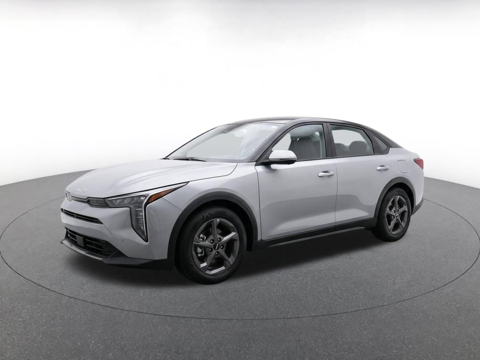 Used 2026 Kia K4 FWD image 3