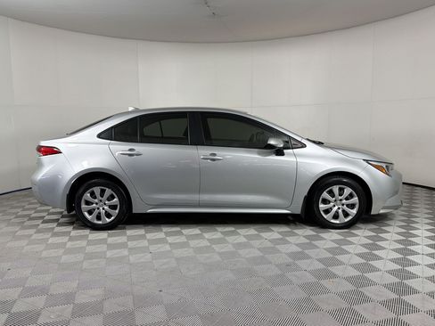 Used 2024 Toyota Corolla LE FWD image 8