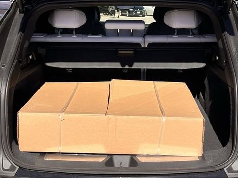 New 2026 Cadillac Lyriq Signature Luxury image 24