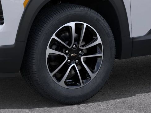 New 2026 Chevrolet TrailBlazer LT FWD image 9