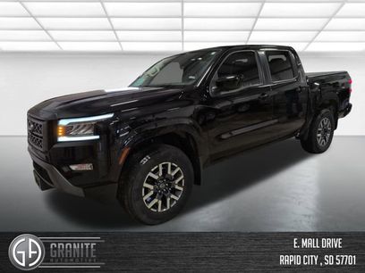 Used 2024 Nissan Frontier SL w/ Technology Package