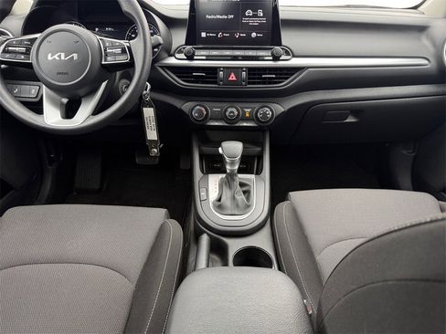 Certified 2023 Kia Forte LXS w/ LXS Technology Package image 10