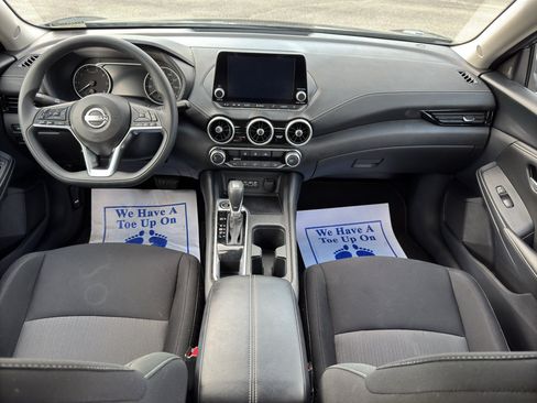 Used 2025 Nissan Sentra SV FWD image 24