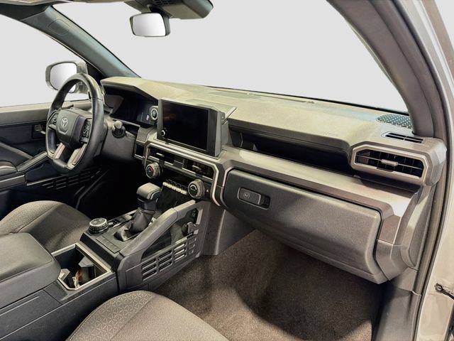 Used 2025 Toyota 4Runner SR5 AWD/4WD image 25