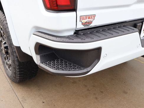 New 2026 GMC Sierra 3500 Denali Ultimate w/ LPO, Black Badging Package AWD/4WD image 35