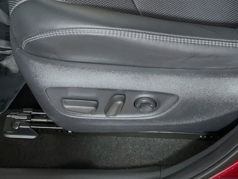 Used 2024 Toyota RAV4 Limited image 16