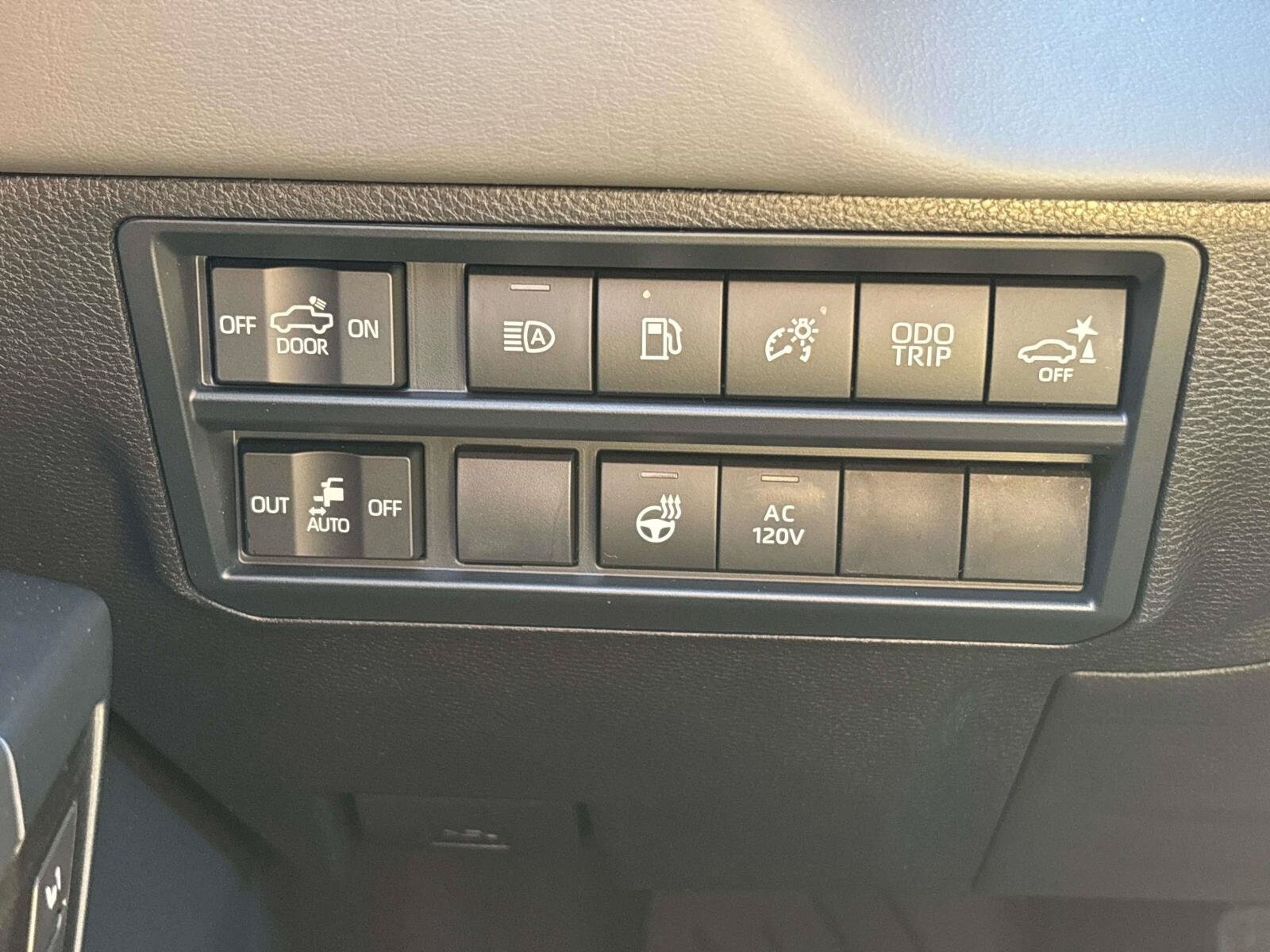 New 2026 Toyota Tundra Capstone AWD/4WD image 16