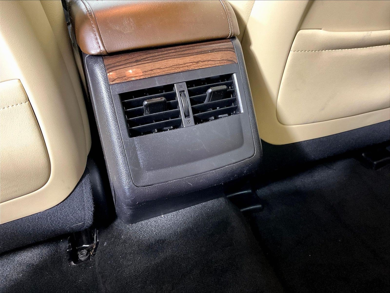 Used 2015 Toyota Avalon XLE FWD image 10