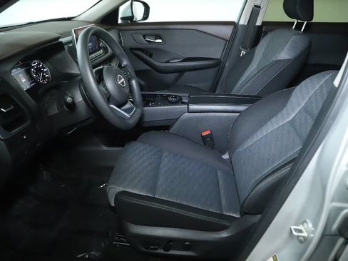 Certified 2023 Nissan Rogue SV AWD/4WD image 18