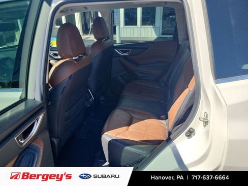 Used 2023 Subaru Forester Touring AWD/4WD image 9