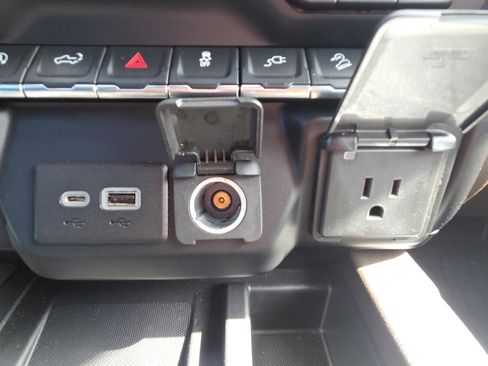 Used 2019 GMC Sierra 1500 SLT image 38