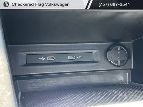Used 2022 Volkswagen Taos S AWD/4WD image 39